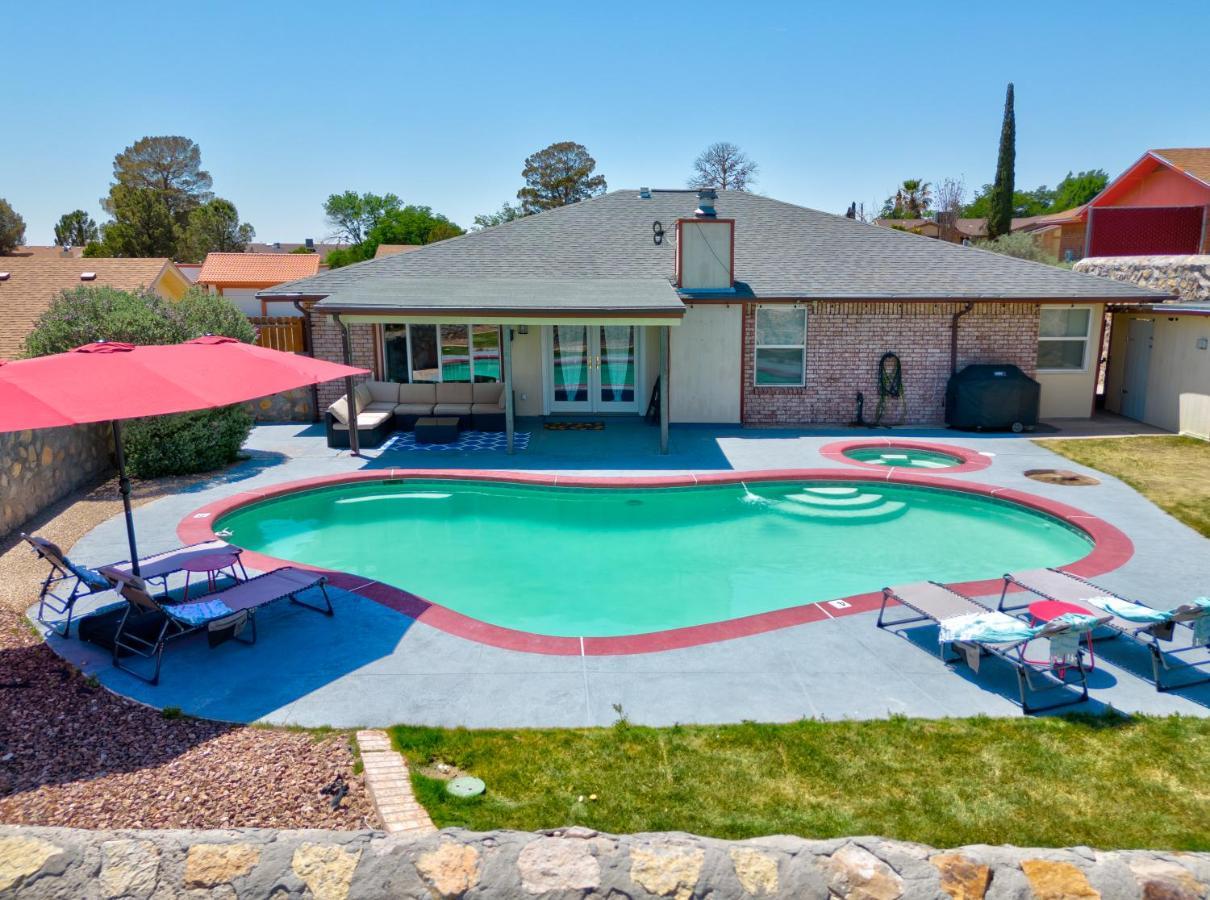 Home With Mountain View/Pool/Tub El Paso Extérieur photo