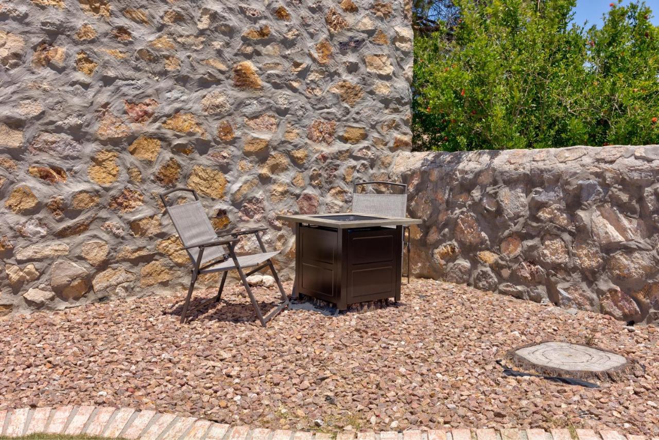 Home With Mountain View/Pool/Tub El Paso Extérieur photo