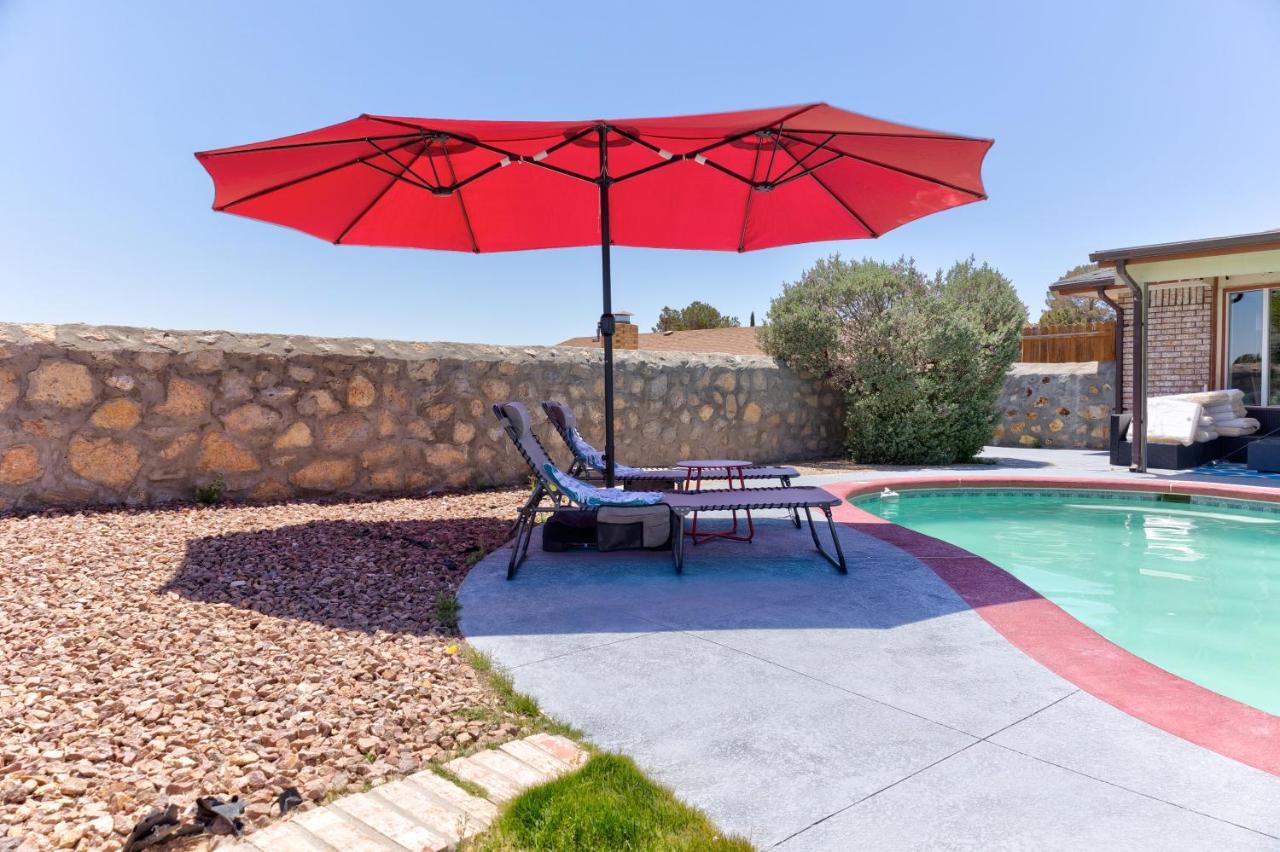 Home With Mountain View/Pool/Tub El Paso Extérieur photo