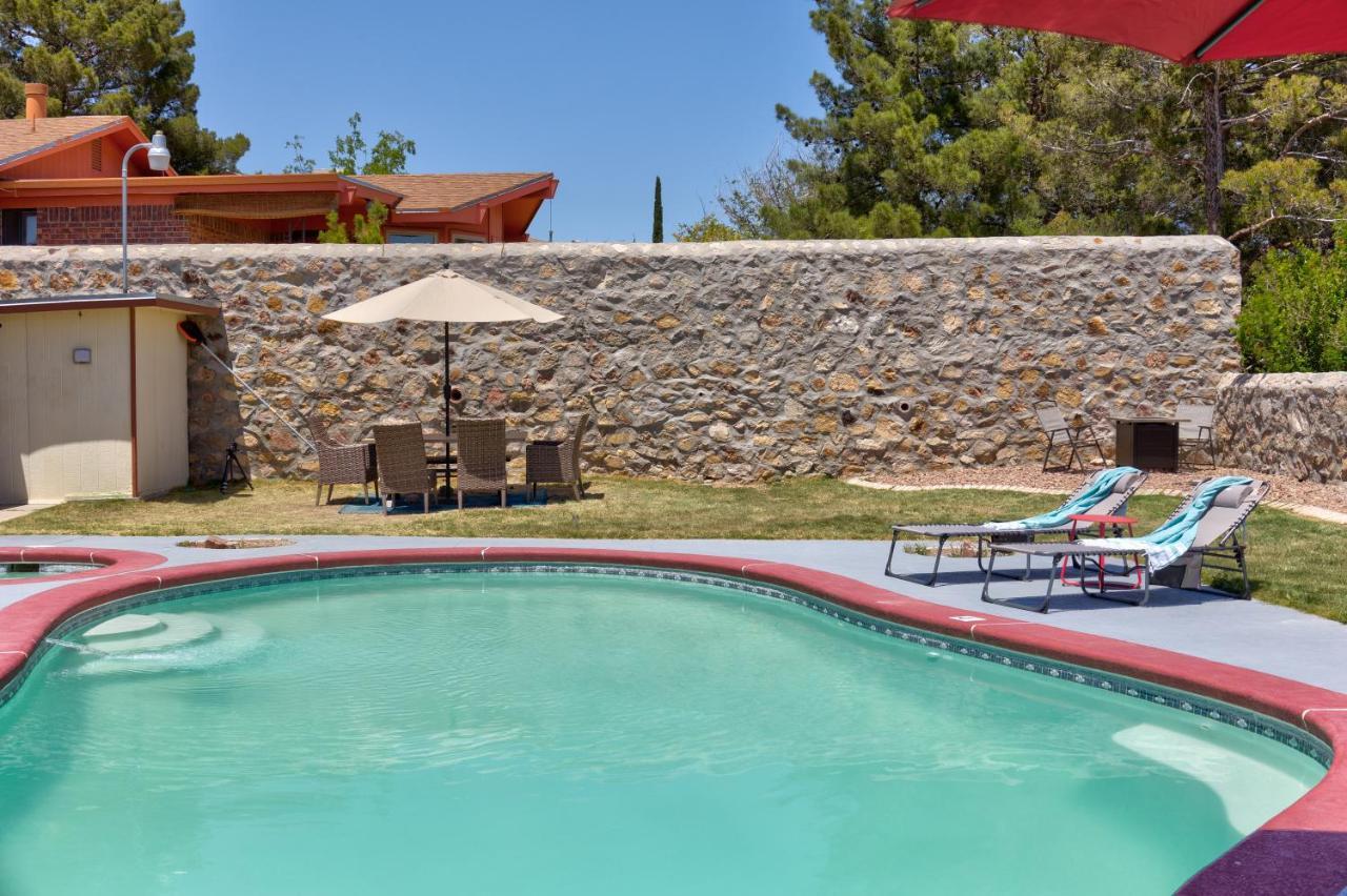 Home With Mountain View/Pool/Tub El Paso Extérieur photo